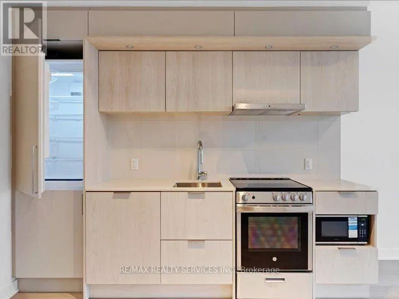 908 - 448 BURNHAMTHORPE ROAD W