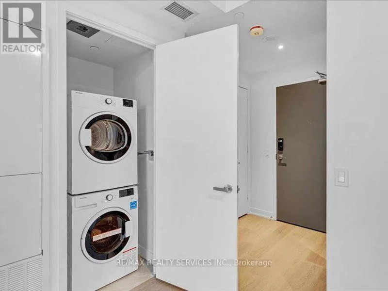 908 - 448 BURNHAMTHORPE ROAD W