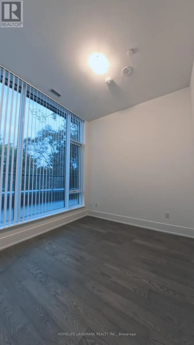 203 - 2450 BLOOR ST STREET W