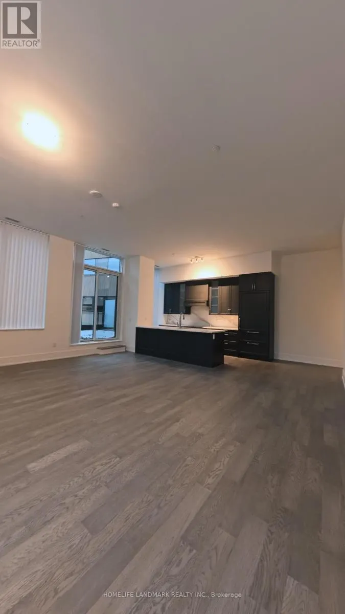 203 - 2450 BLOOR ST STREET W