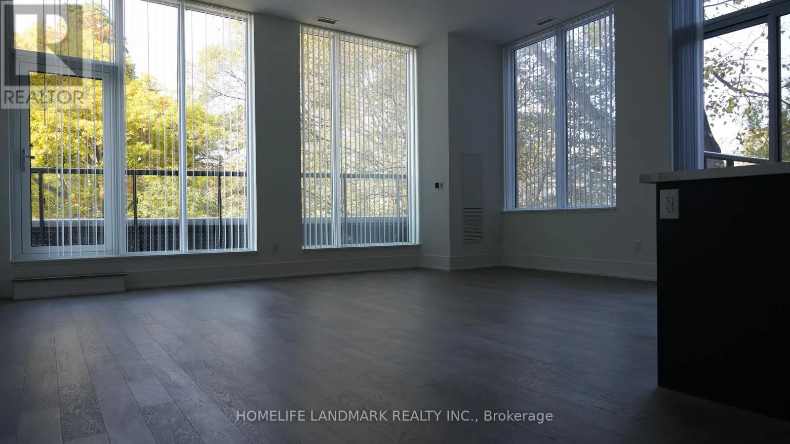203 - 2450 BLOOR ST STREET W
