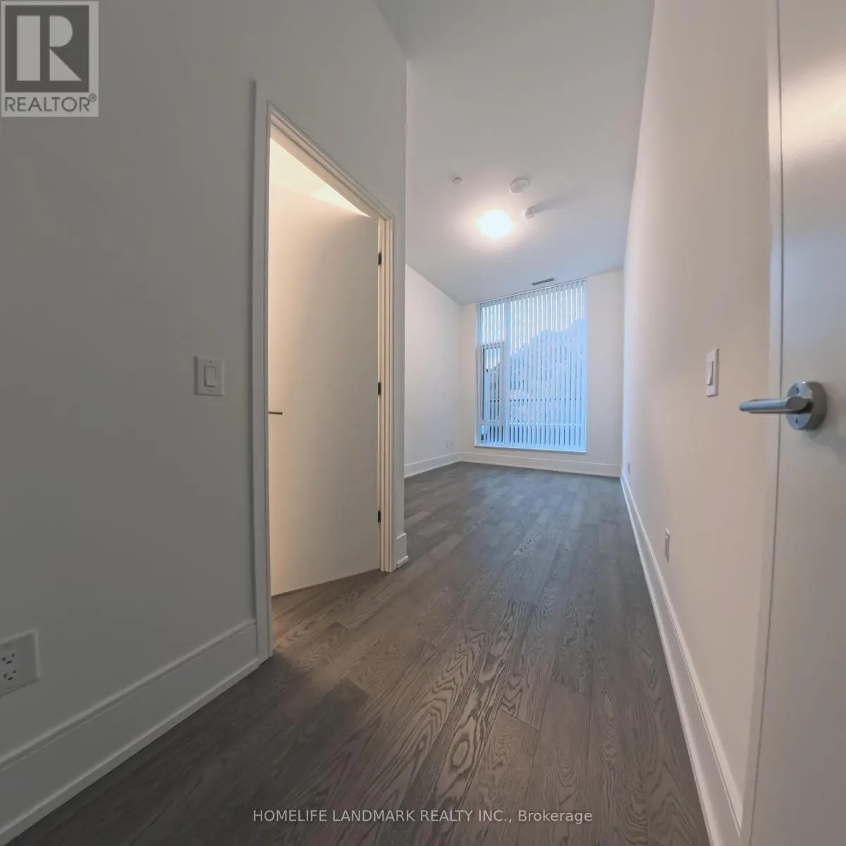 203 - 2450 BLOOR ST STREET W