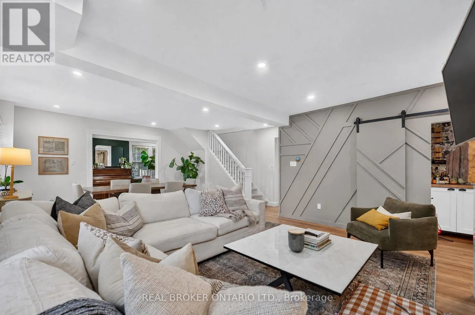 266 ST PAUL STREET