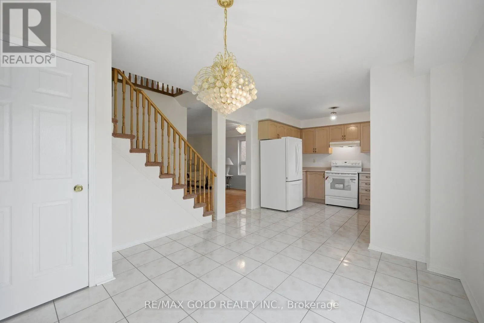 99 WOODHAVEN DRIVE