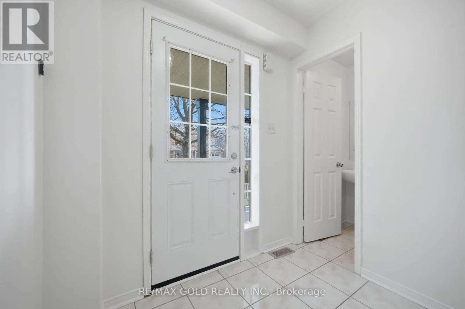 99 WOODHAVEN DRIVE
