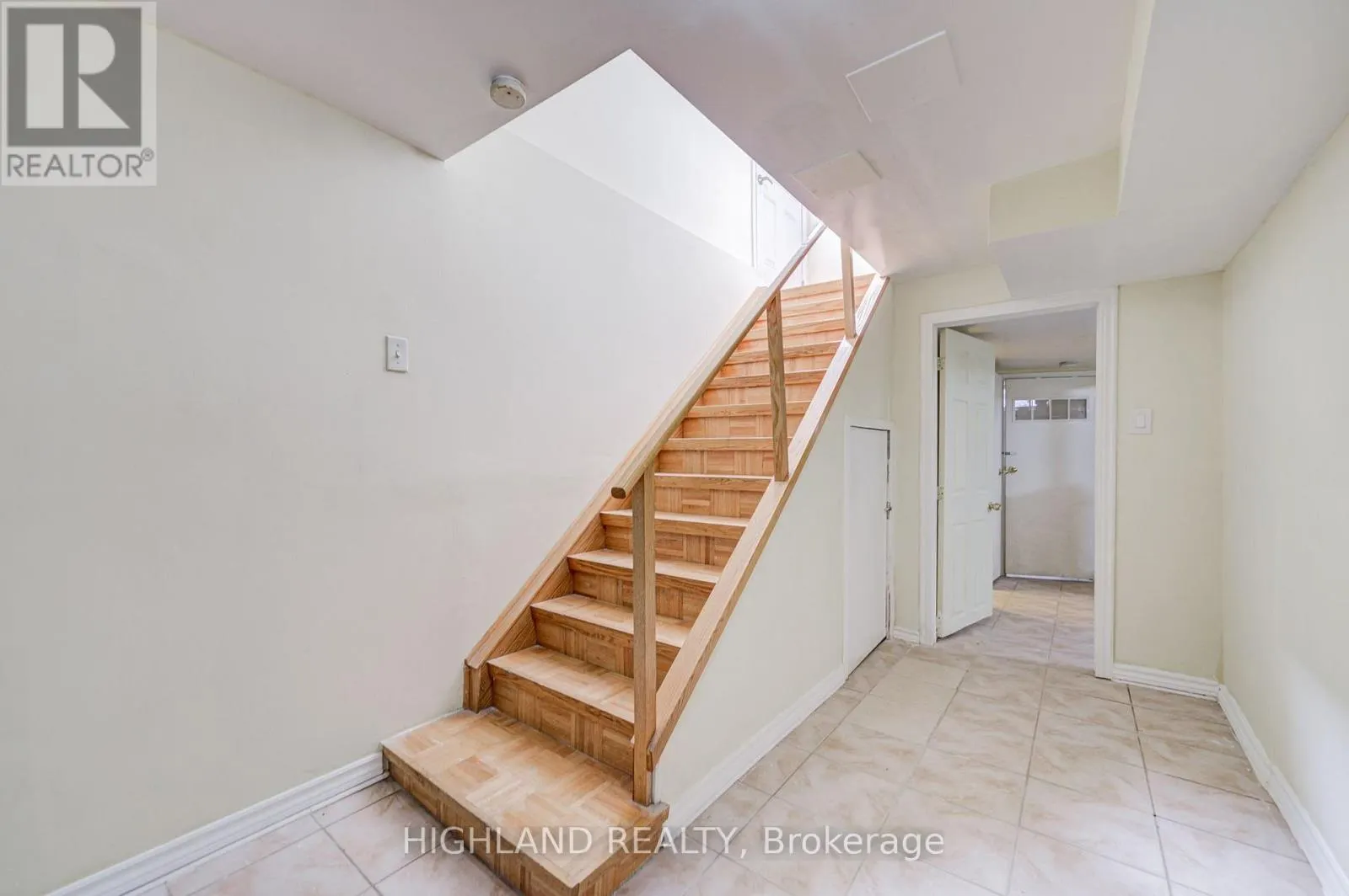 4066 WYCLIFFE WAY