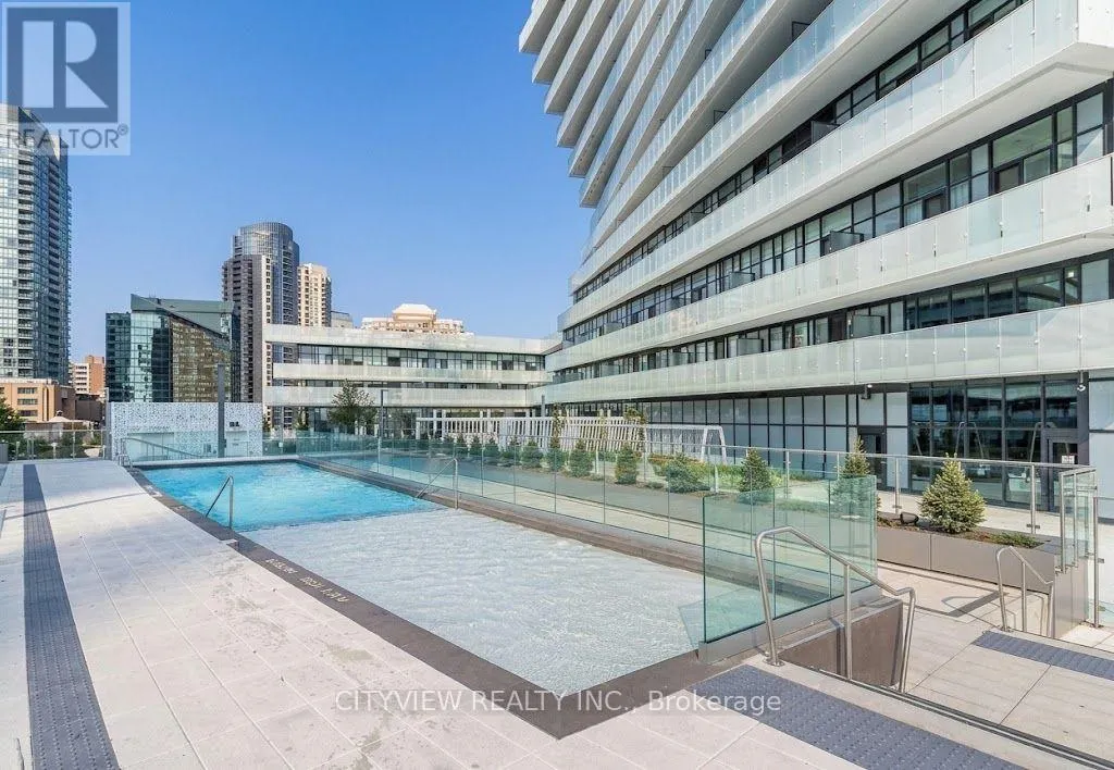 212 - 3883 QUARTZ ROAD