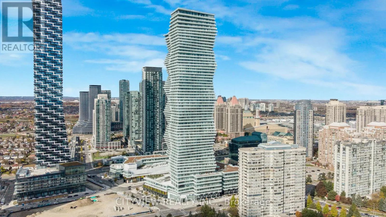 212 - 3883 QUARTZ ROAD
