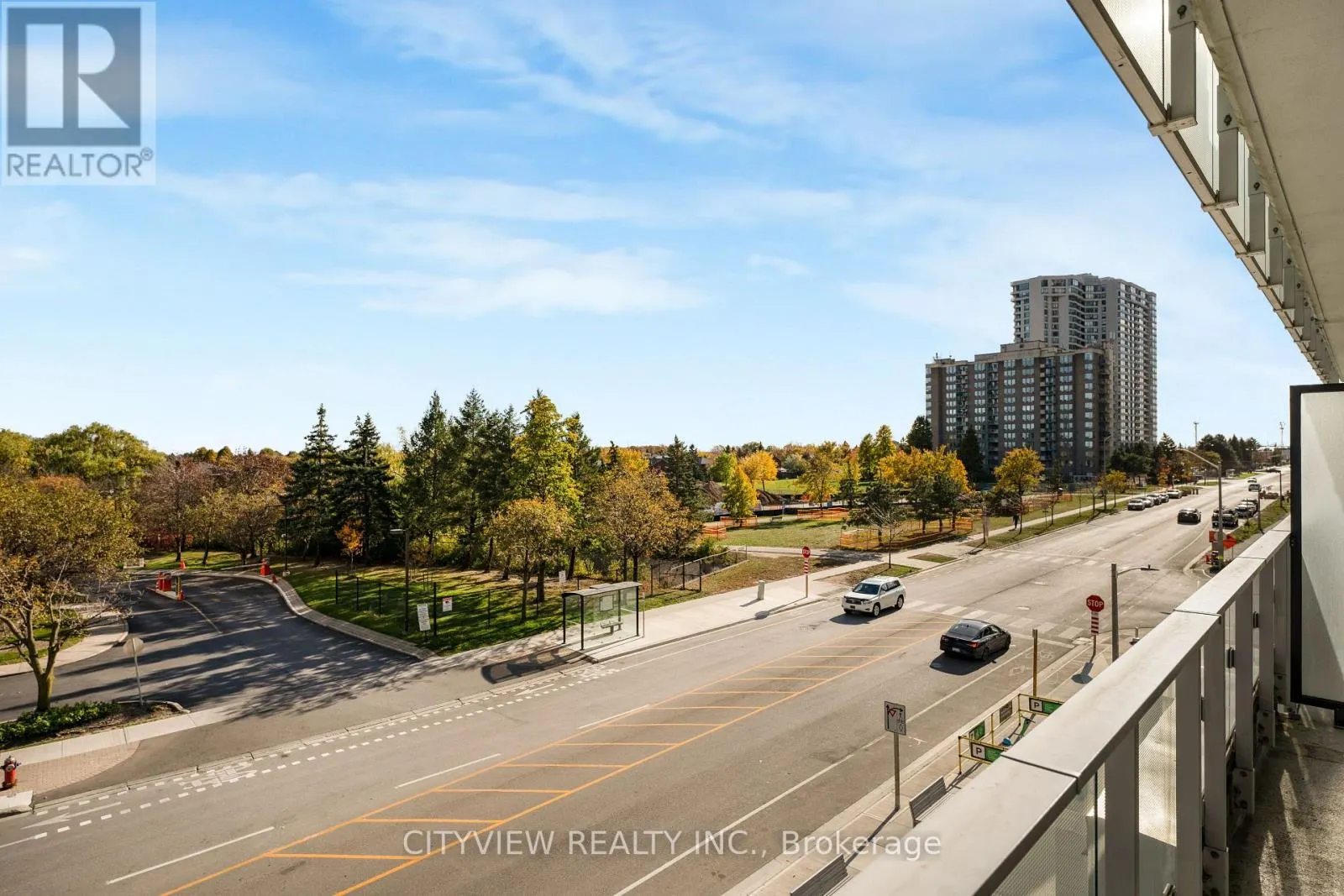 212 - 3883 QUARTZ ROAD