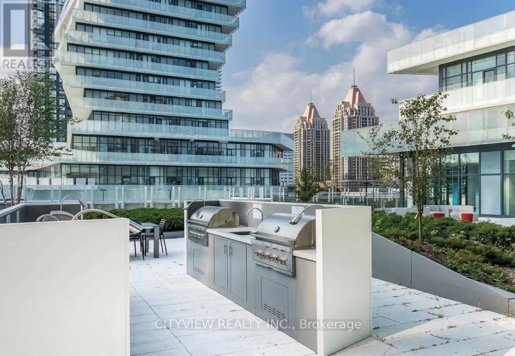 212 - 3883 QUARTZ ROAD