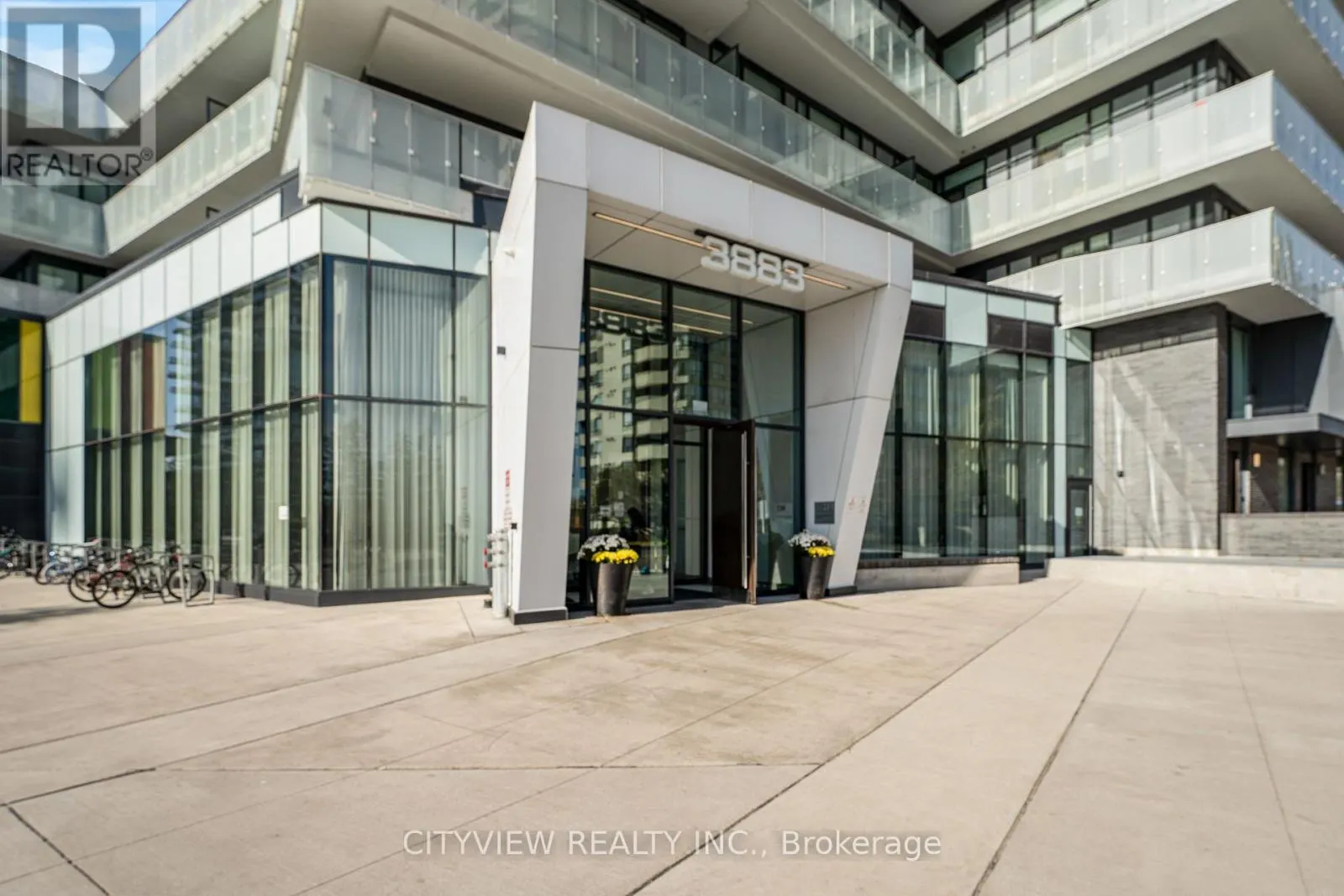 212 - 3883 QUARTZ ROAD