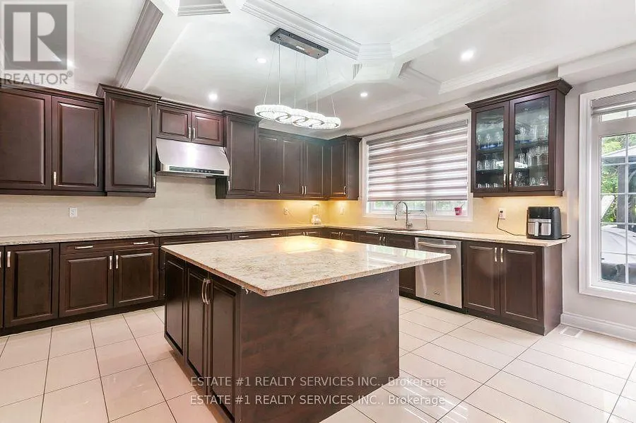 7 ASTRANIA WAY