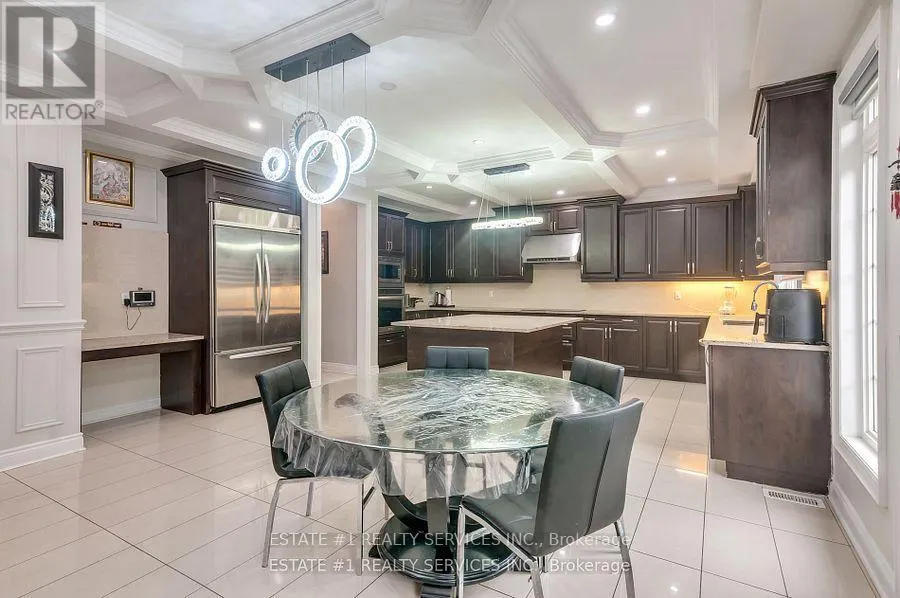 7 ASTRANIA WAY