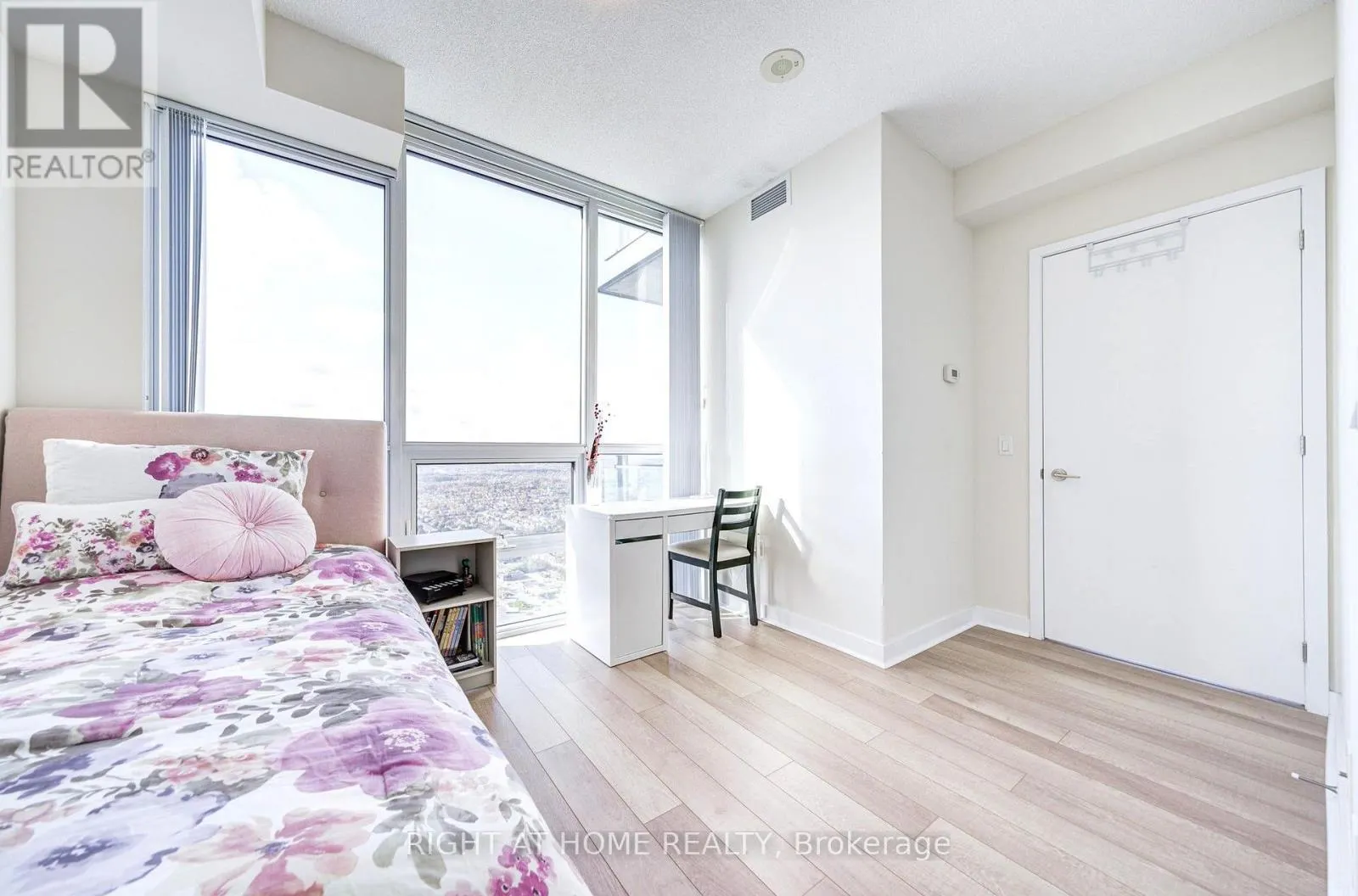 4307 - 3975 GRAND PARK DRIVE