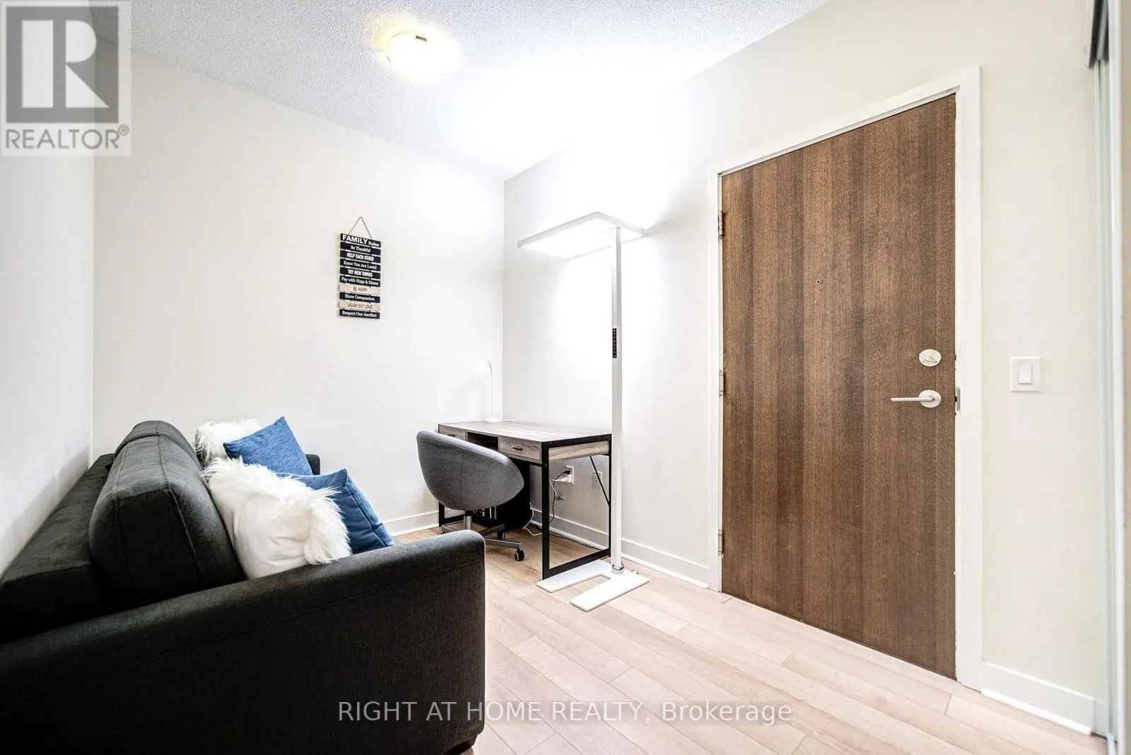 4307 - 3975 GRAND PARK DRIVE