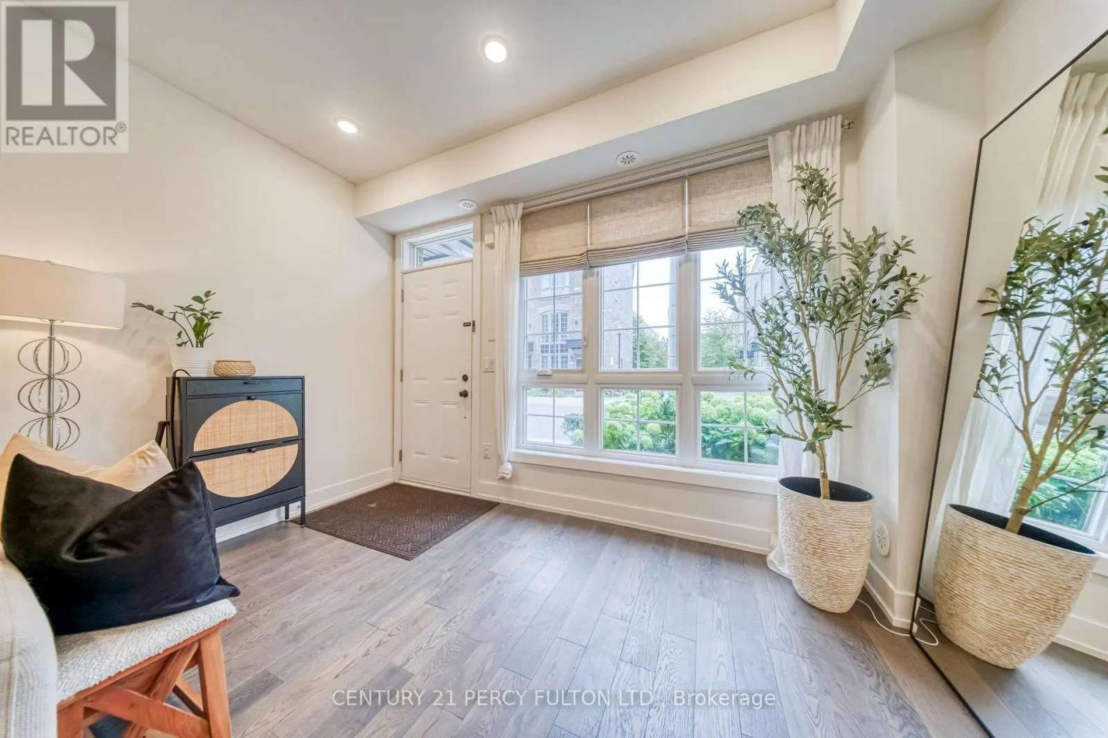 20 - 26 ERNEST AVENUE