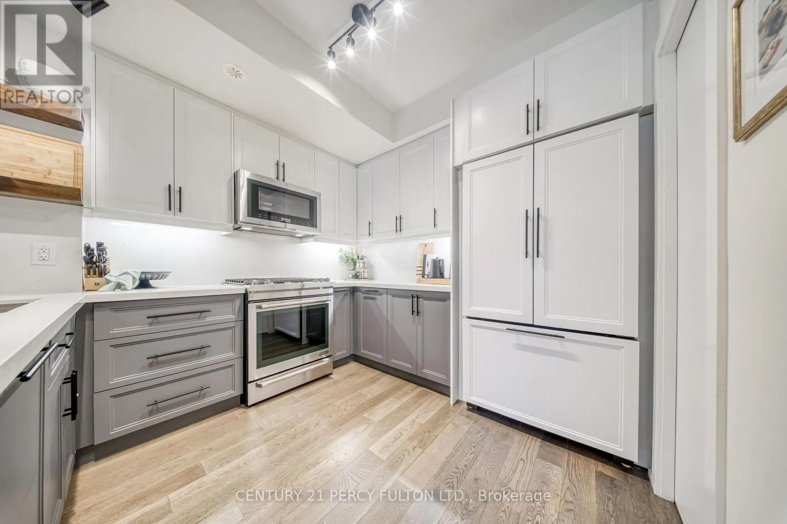20 - 26 ERNEST AVENUE