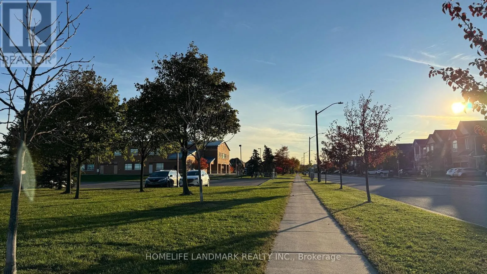 3432 EGLINTON AVENUE W