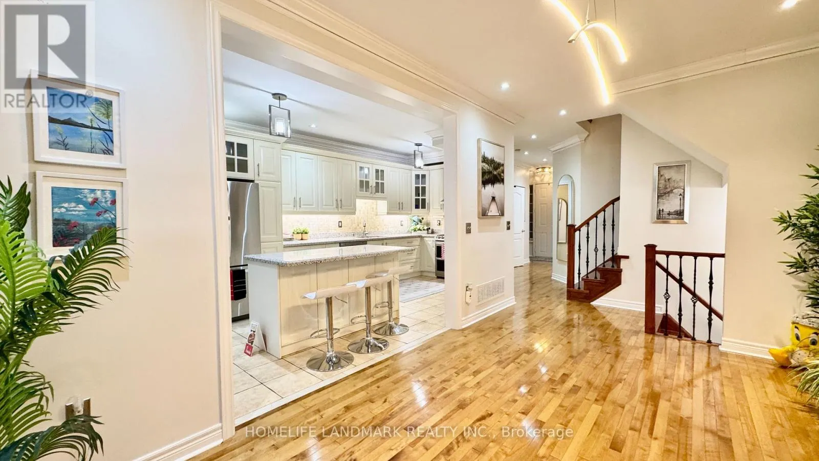 3432 EGLINTON AVENUE W
