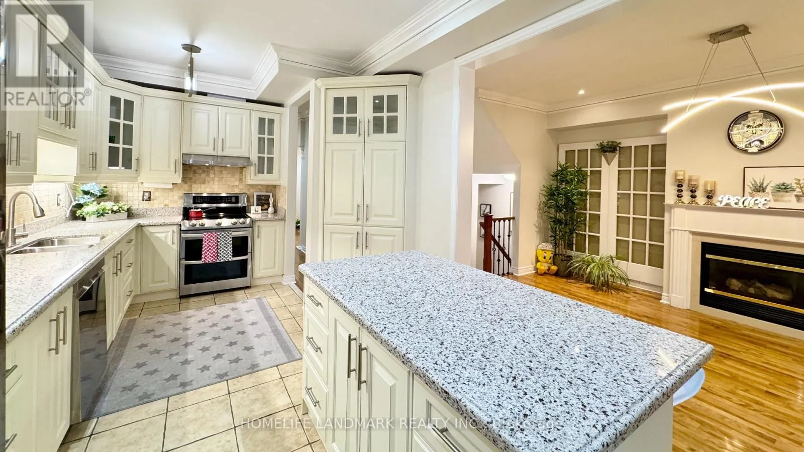 3432 EGLINTON AVENUE W