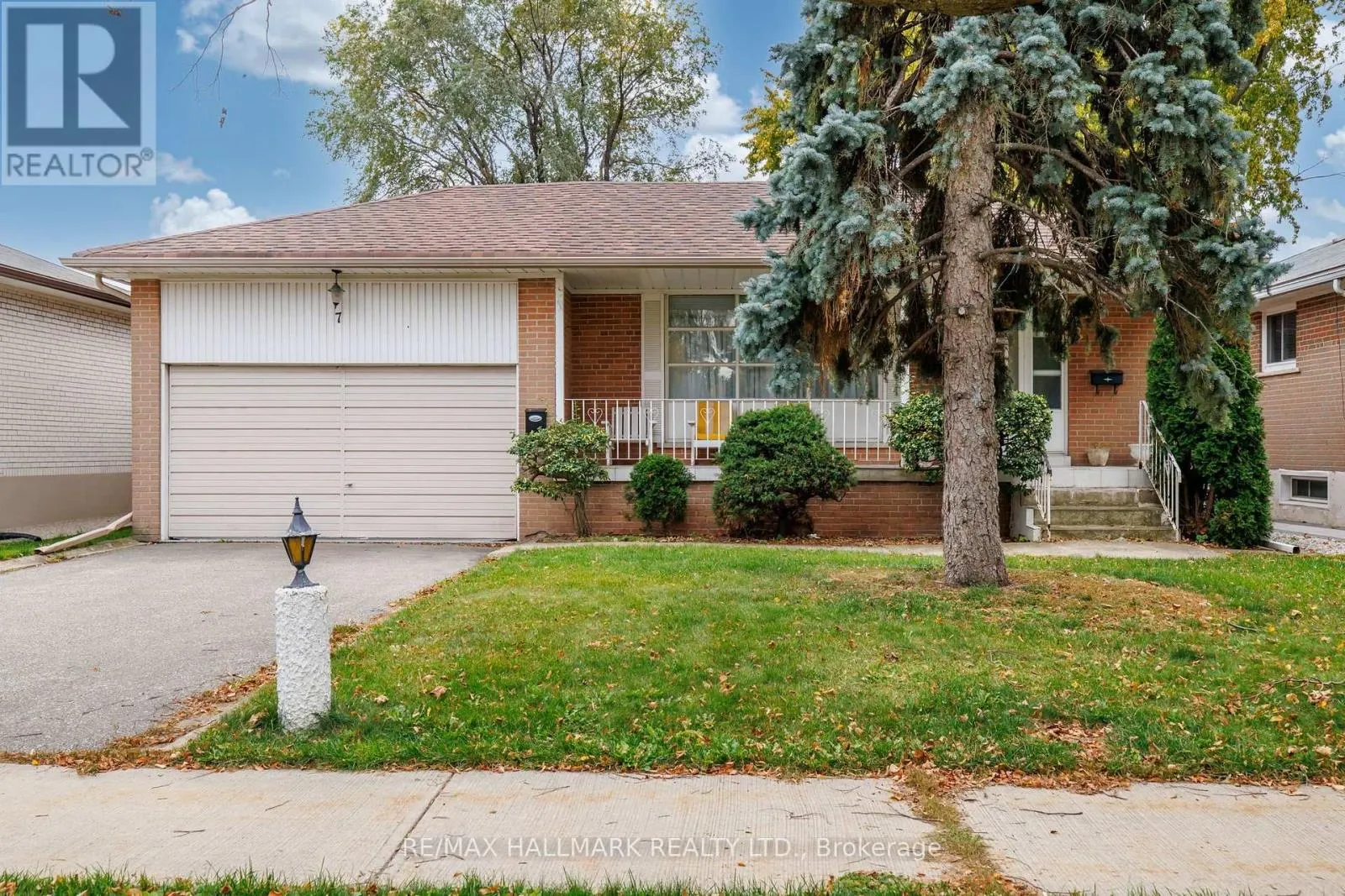 7 MANCROFT CRESCENT