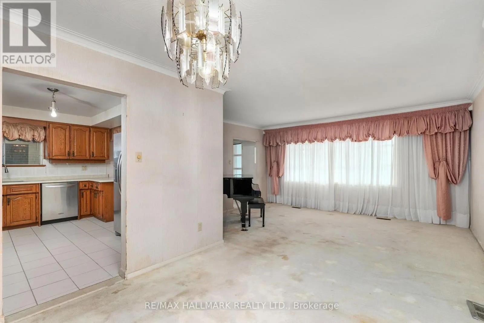 7 MANCROFT CRESCENT