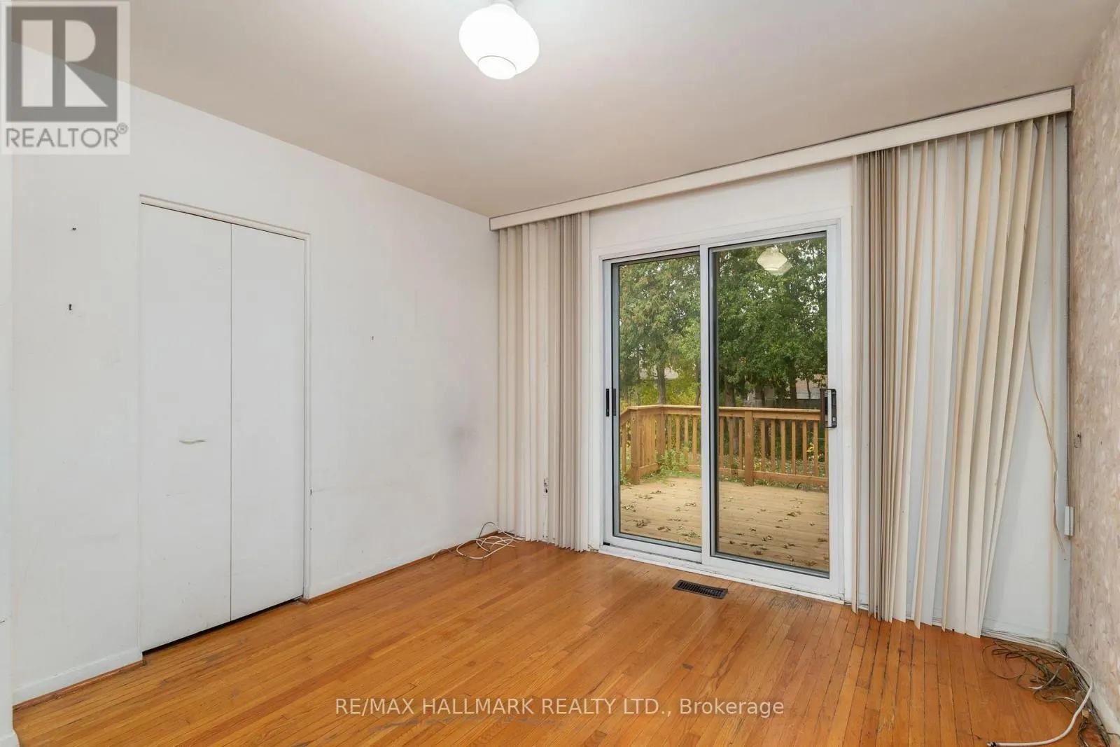 7 MANCROFT CRESCENT