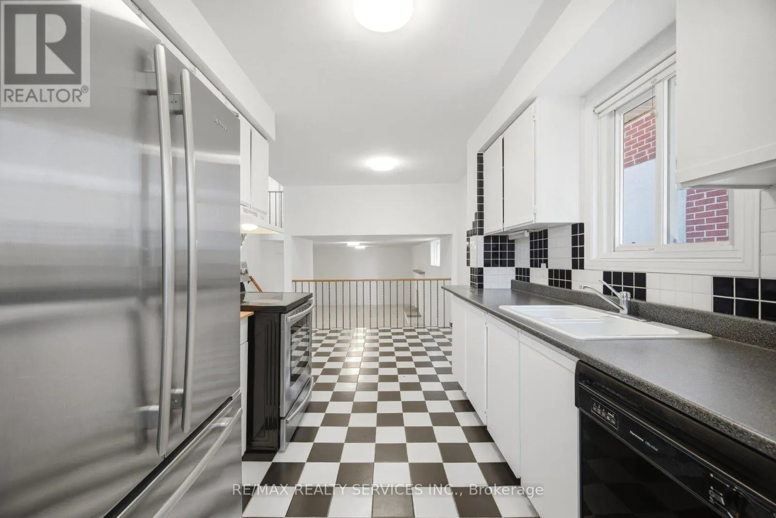 33 HESP DRIVE