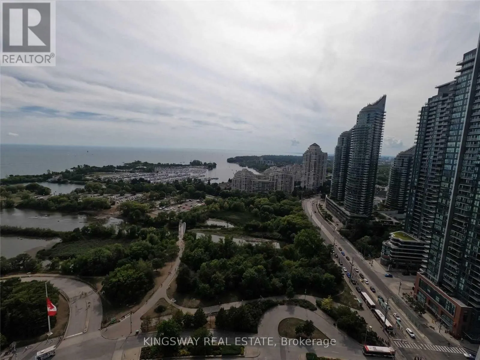 2519 - 30 SHORE BREEZE DRIVE E