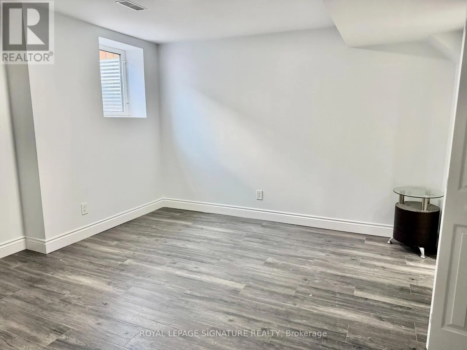 80 MIDCREST CIRCLE