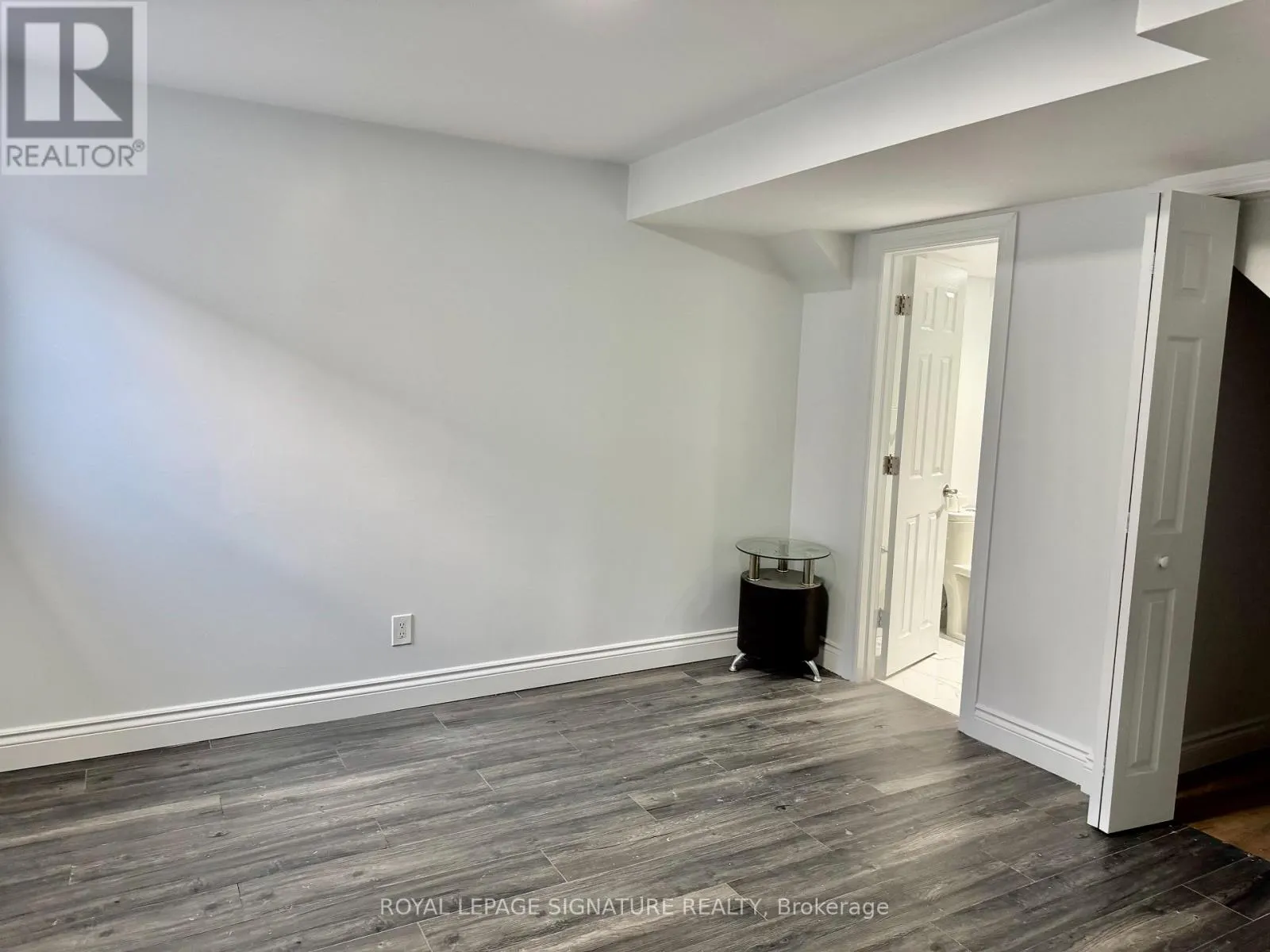 80 MIDCREST CIRCLE