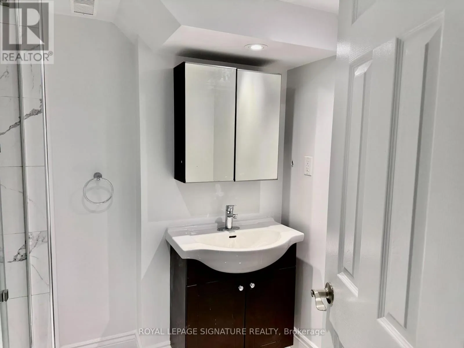 80 MIDCREST CIRCLE
