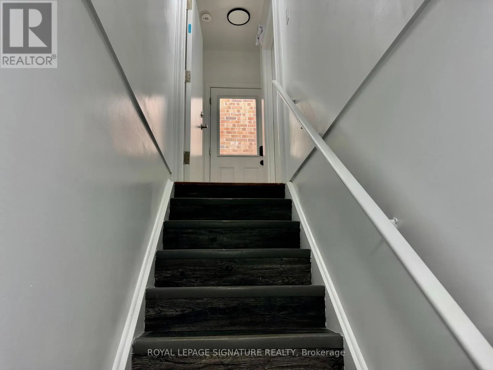 80 MIDCREST CIRCLE
