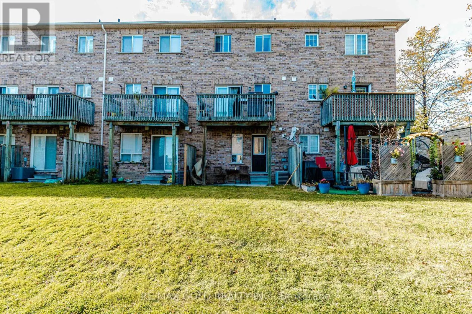 73 - 601 SHORELINE DRIVE
