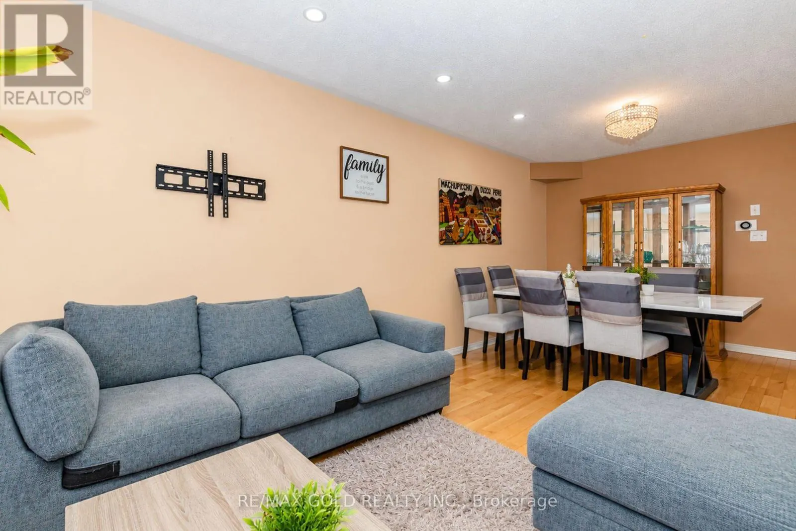 73 - 601 SHORELINE DRIVE
