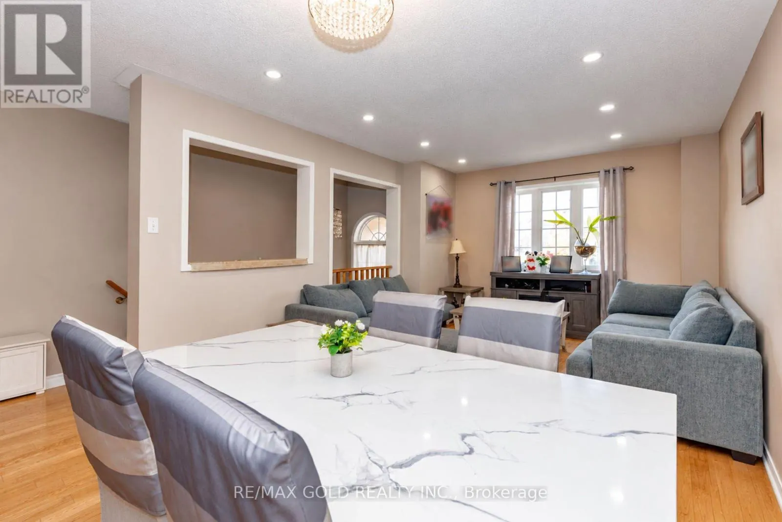 73 - 601 SHORELINE DRIVE