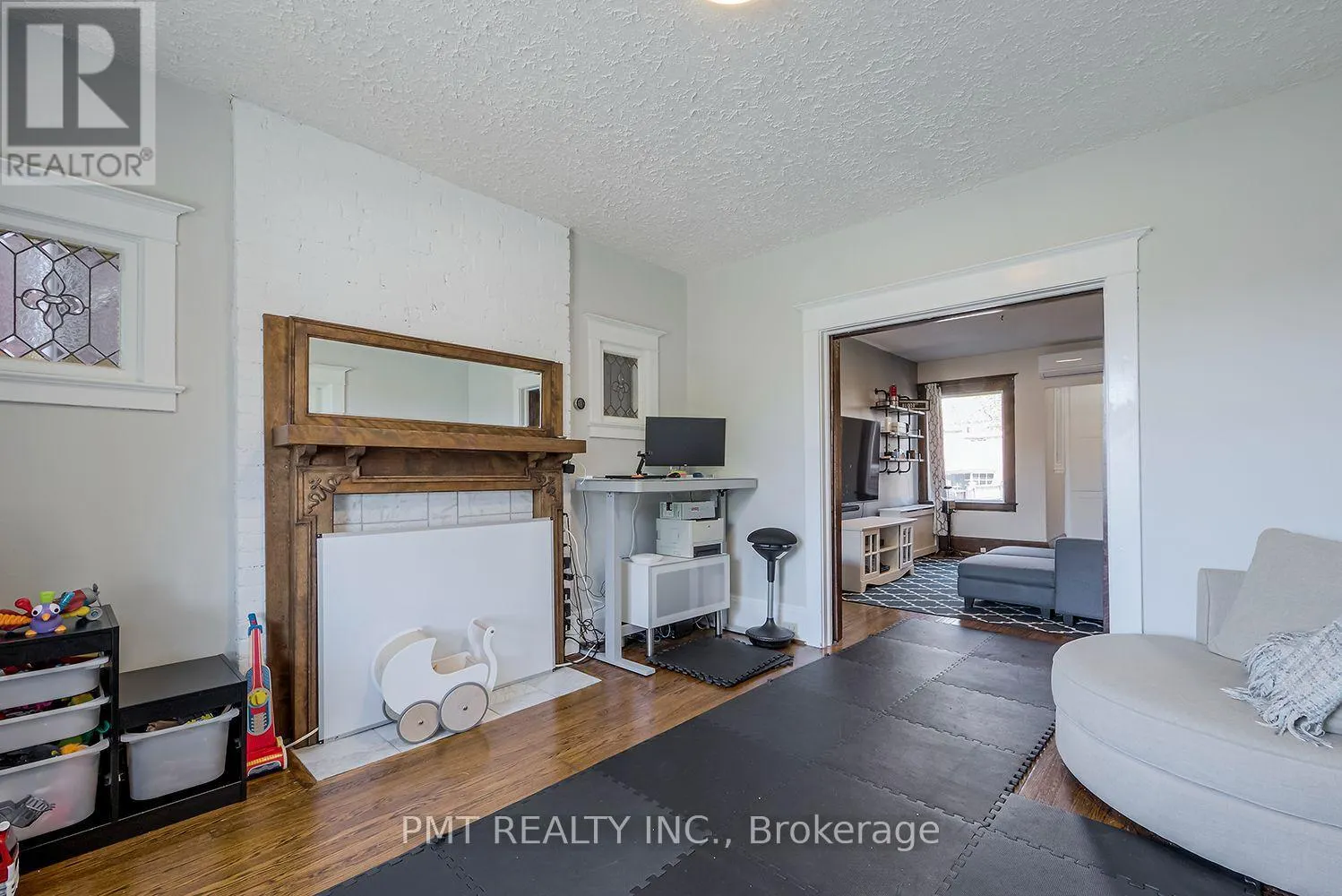 MAIN - 24 EDNA AVENUE