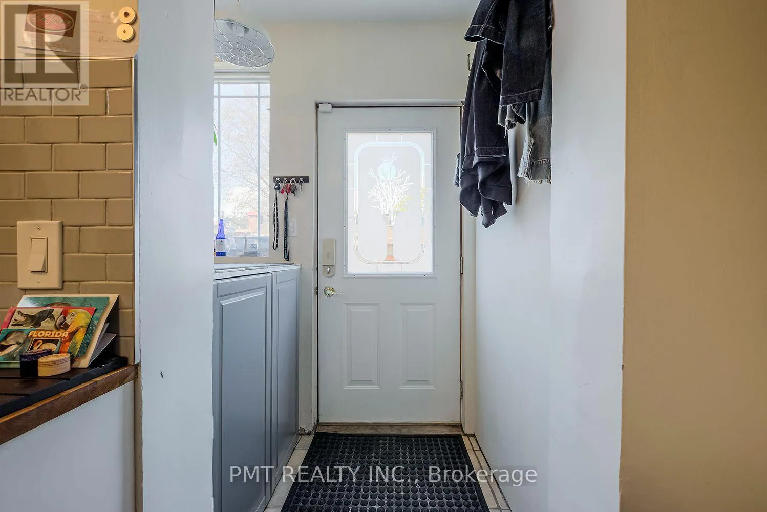 MAIN - 24 EDNA AVENUE