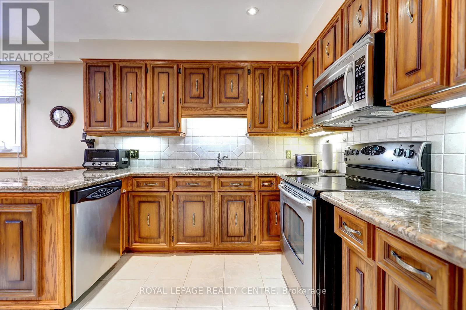 2405 ROSEMARY DRIVE