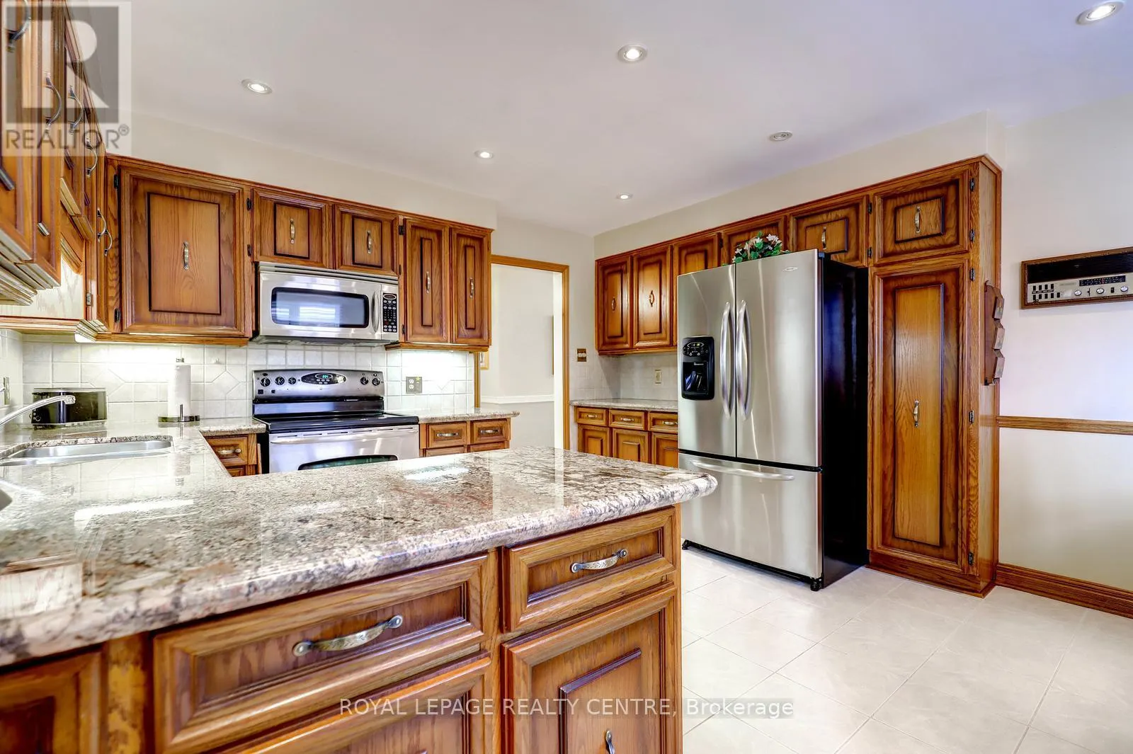 2405 ROSEMARY DRIVE