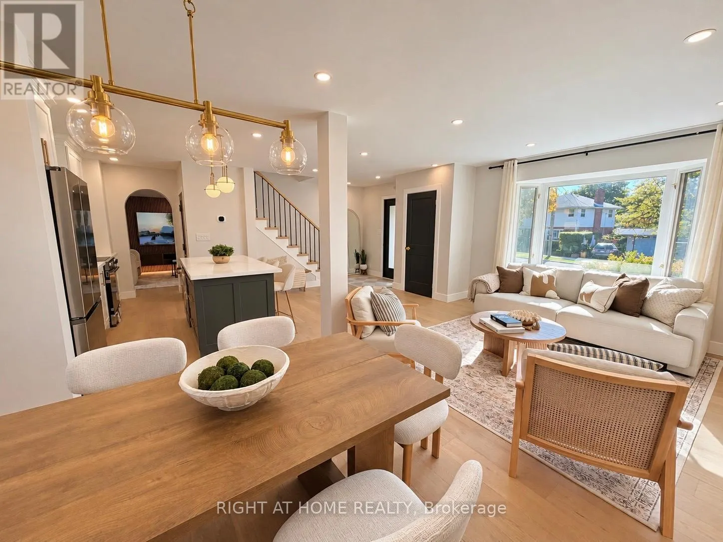 9 CRESTVIEW AVENUE