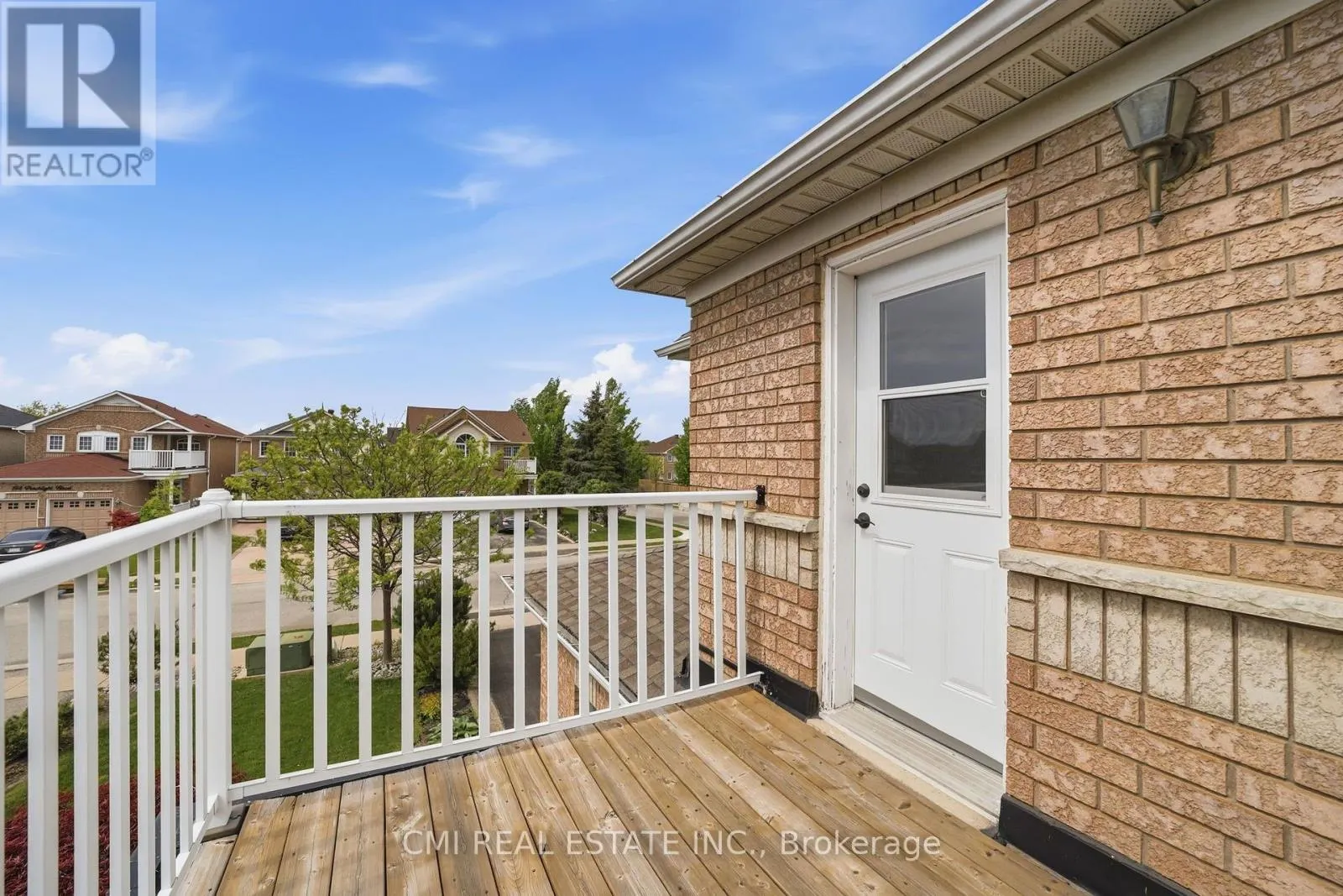 147 PORCHLIGHT ROAD