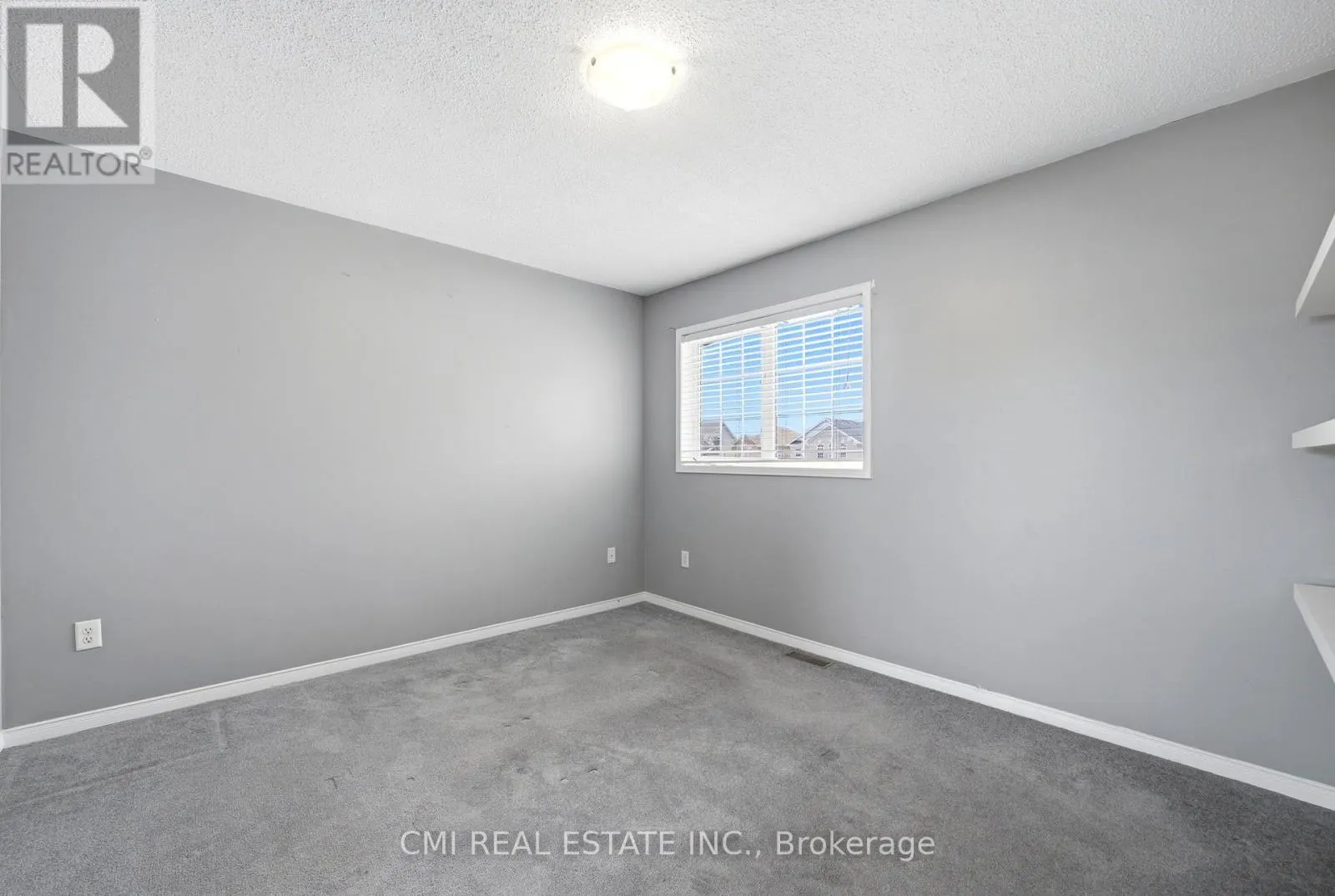 147 PORCHLIGHT ROAD