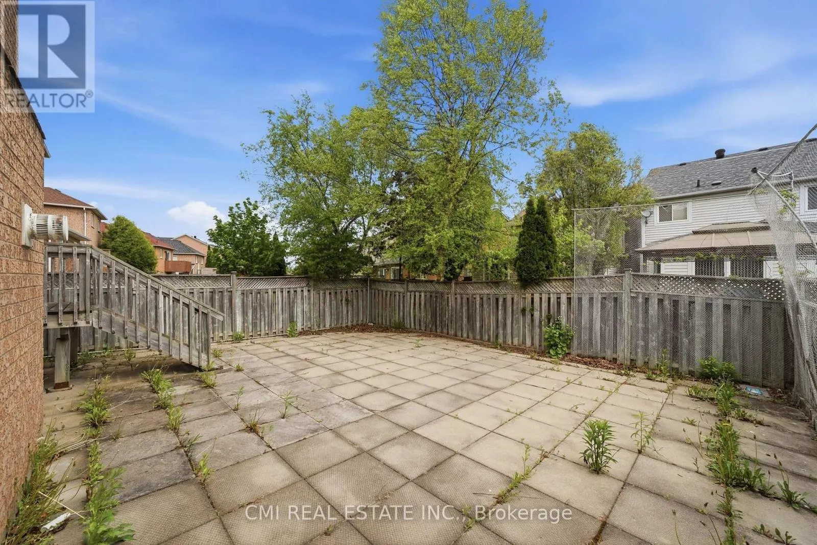 147 PORCHLIGHT ROAD