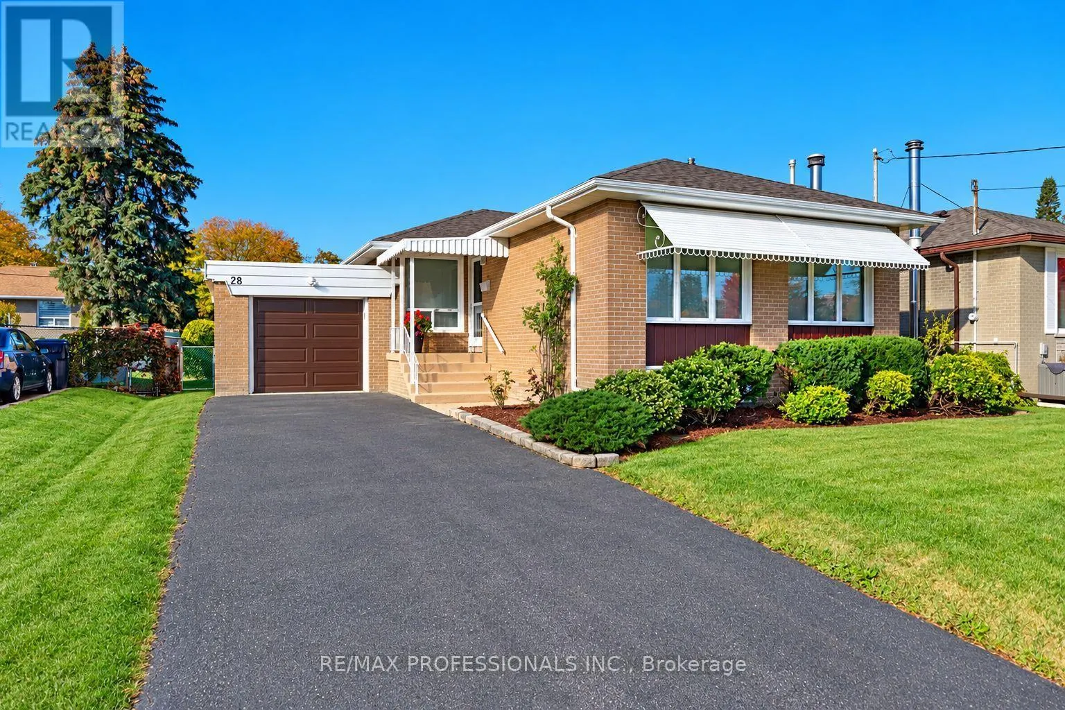 28 CRENDON DRIVE