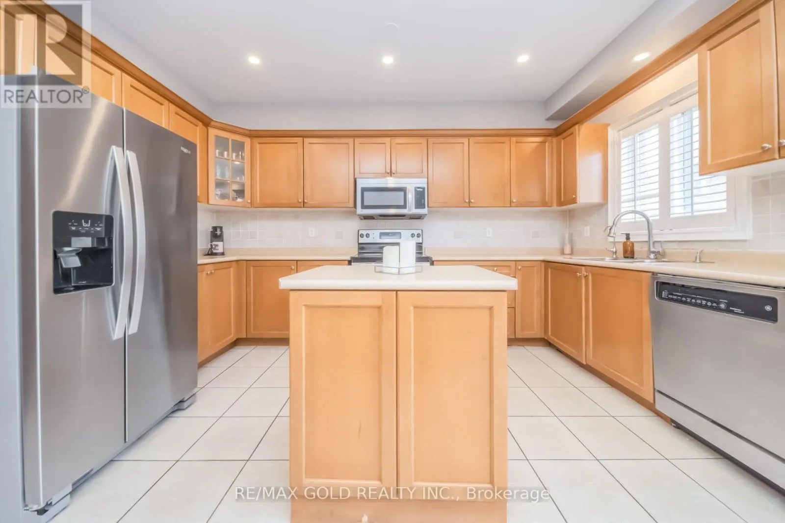 15 NEWARK WAY