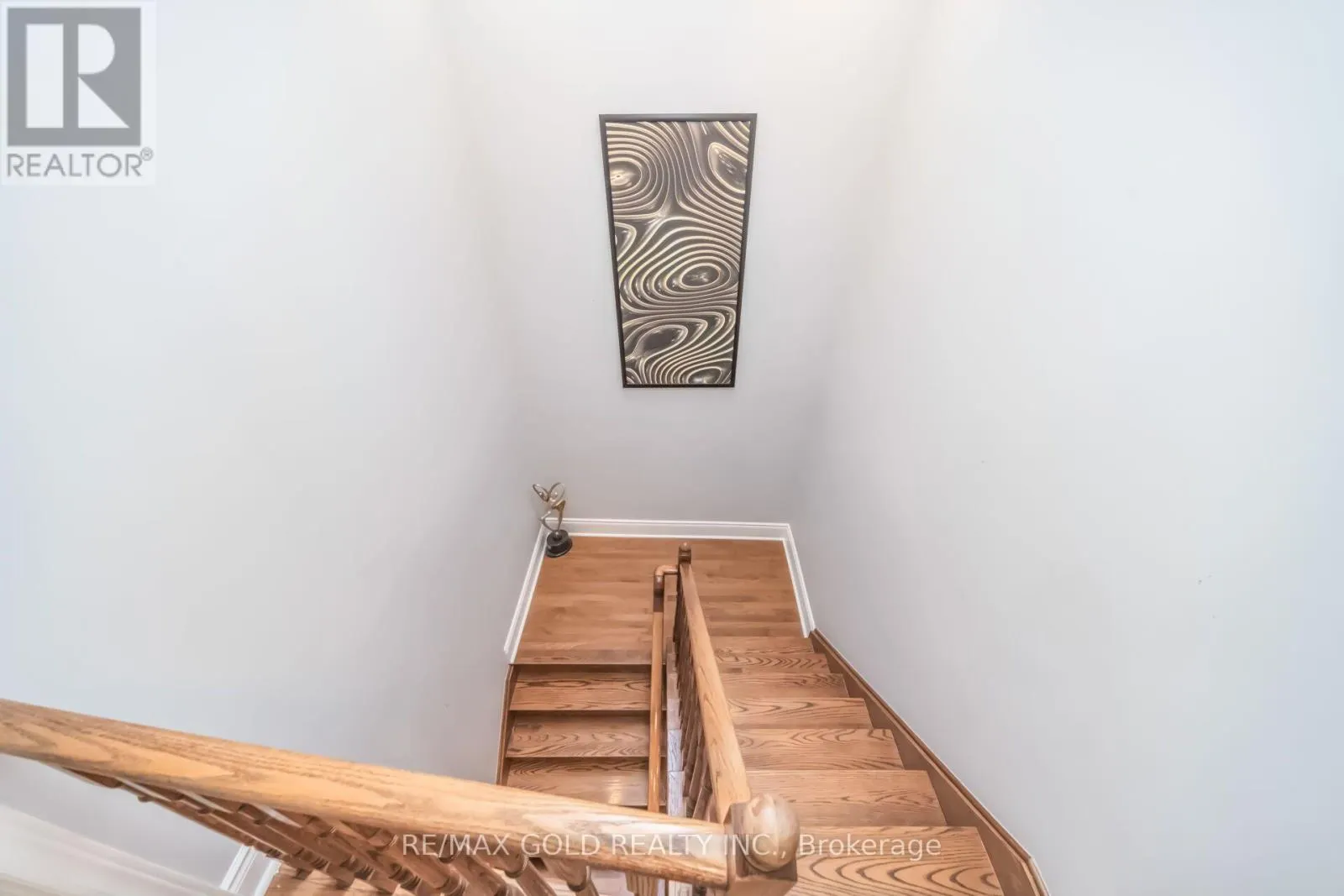 15 NEWARK WAY