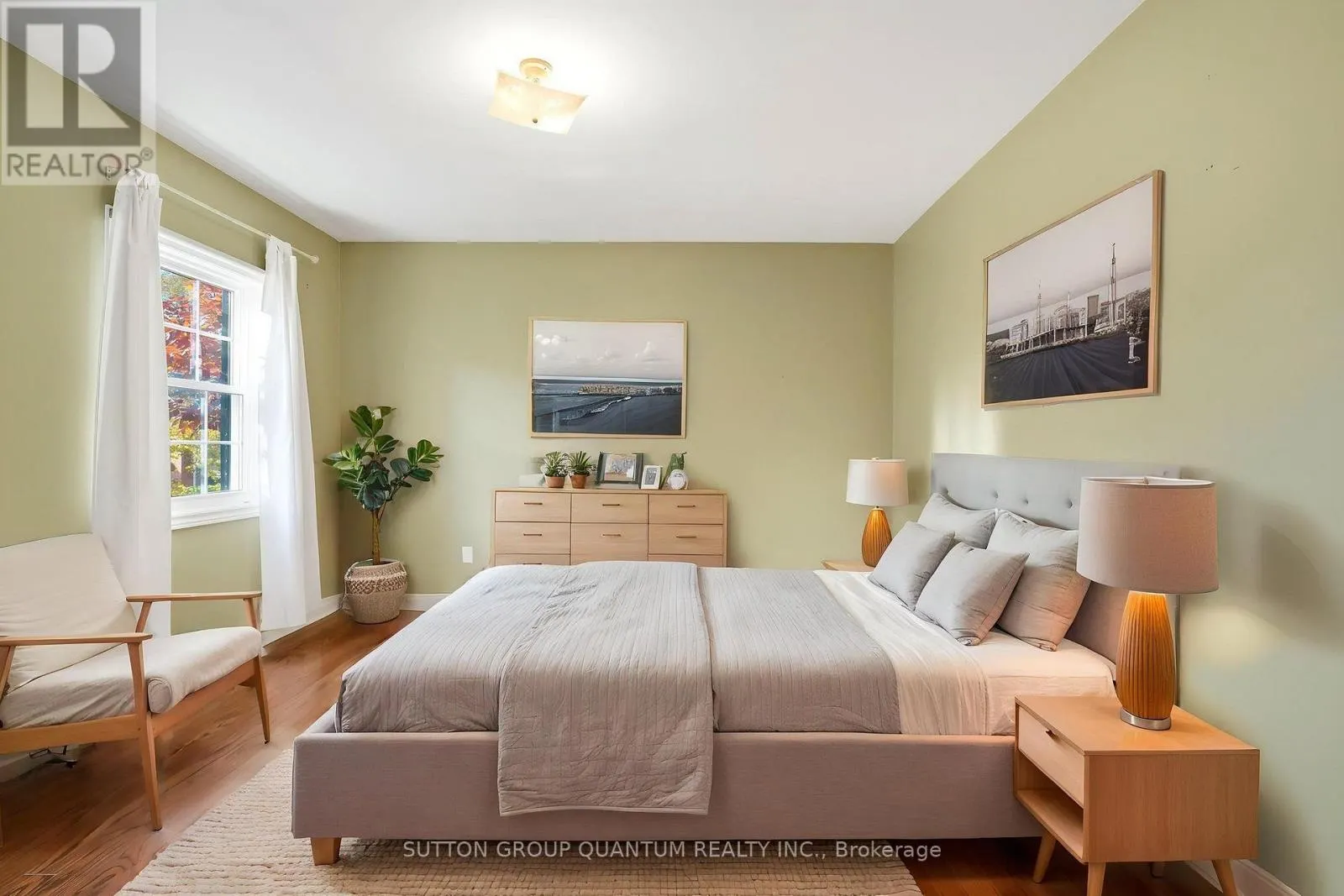 3543 KINGBIRD COURT