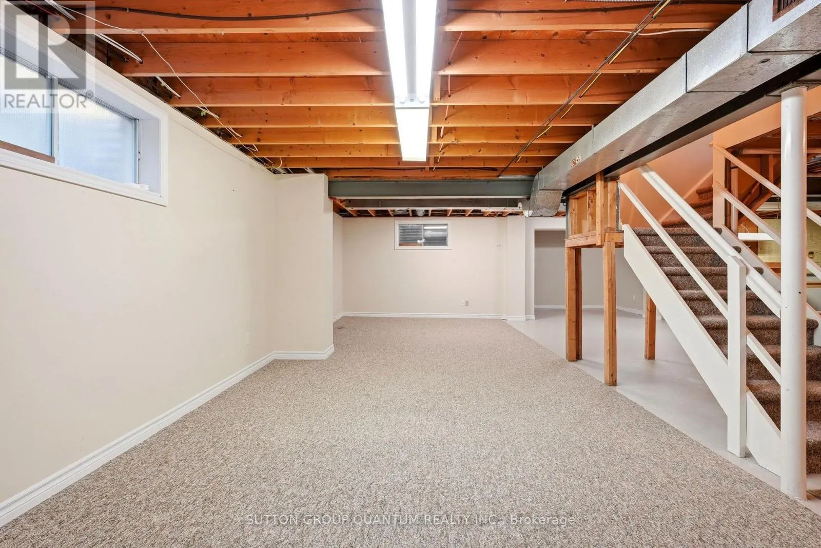 3543 KINGBIRD COURT