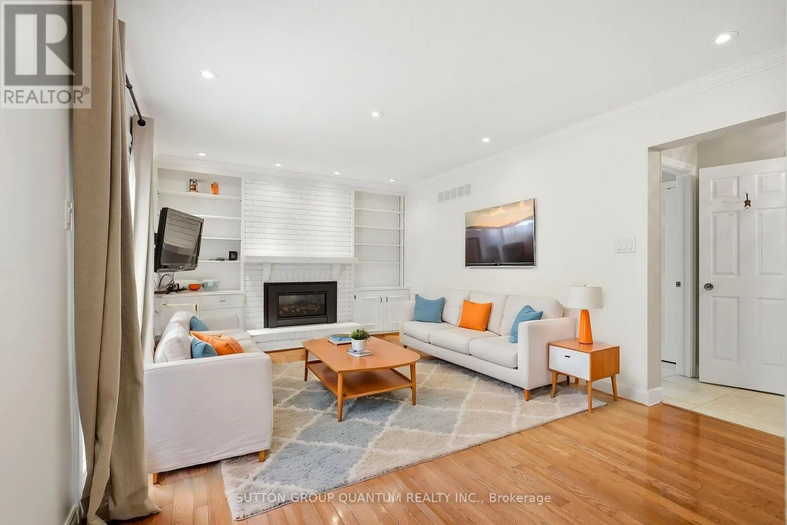 3543 KINGBIRD COURT